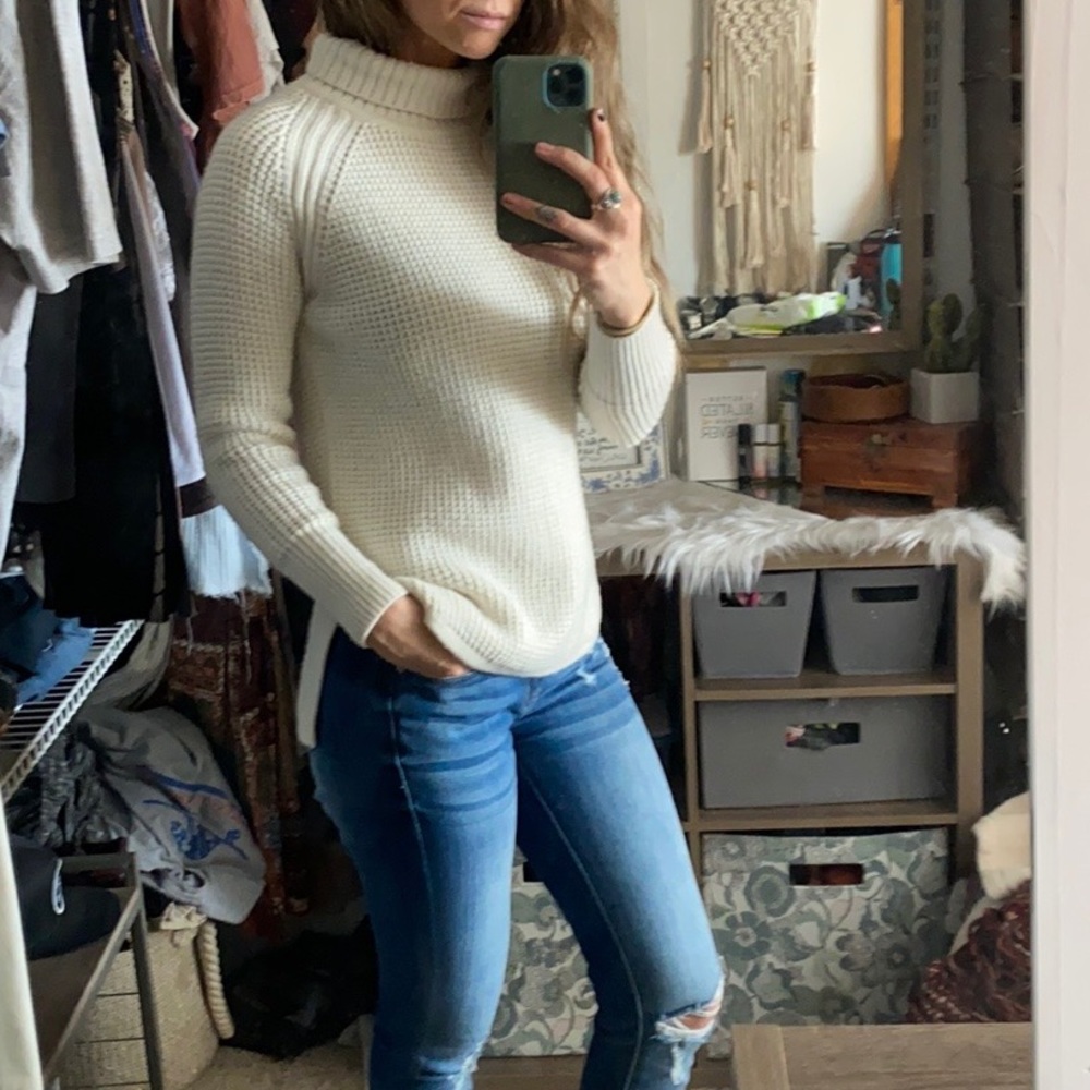Banana Republic sweater